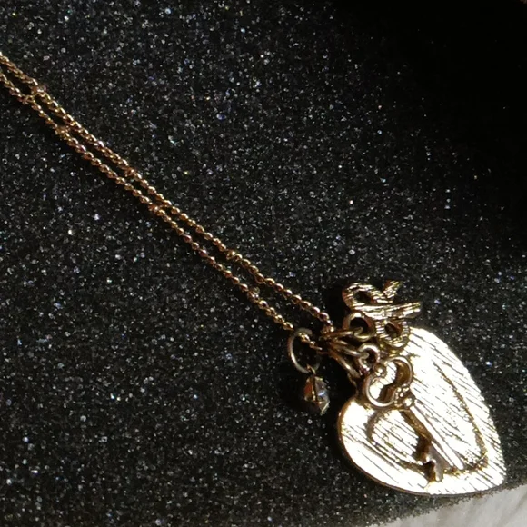 NWOT station necklace - Picture 3 of 6